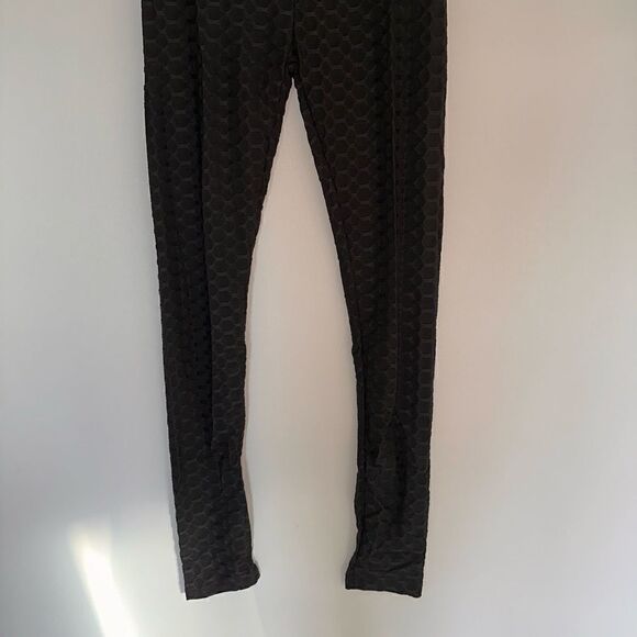 Black two piece honeycomb active set - Picture 5 of 9